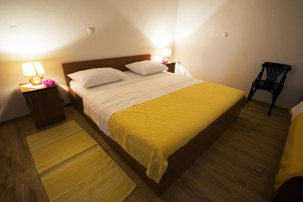 Apartments Zile Starigrad Paklenica Pokój zdjęcie