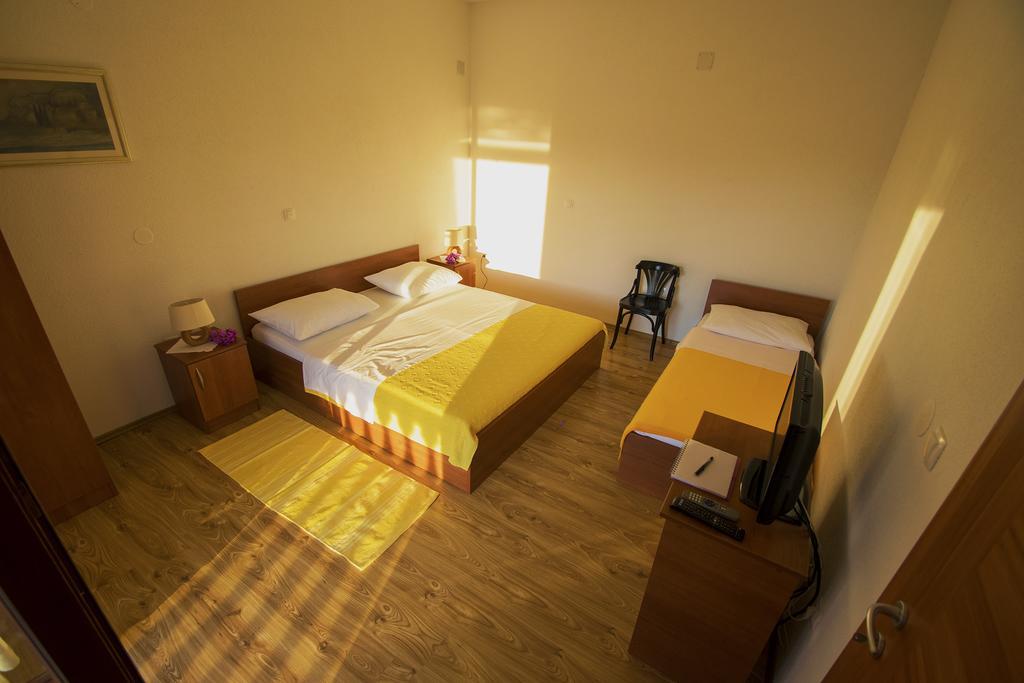 Apartments Zile Starigrad Paklenica Pokój zdjęcie